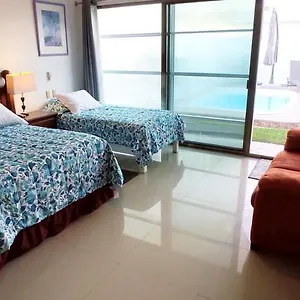 https://casa-abril-cozzy-suites.quintano-roohotels.com