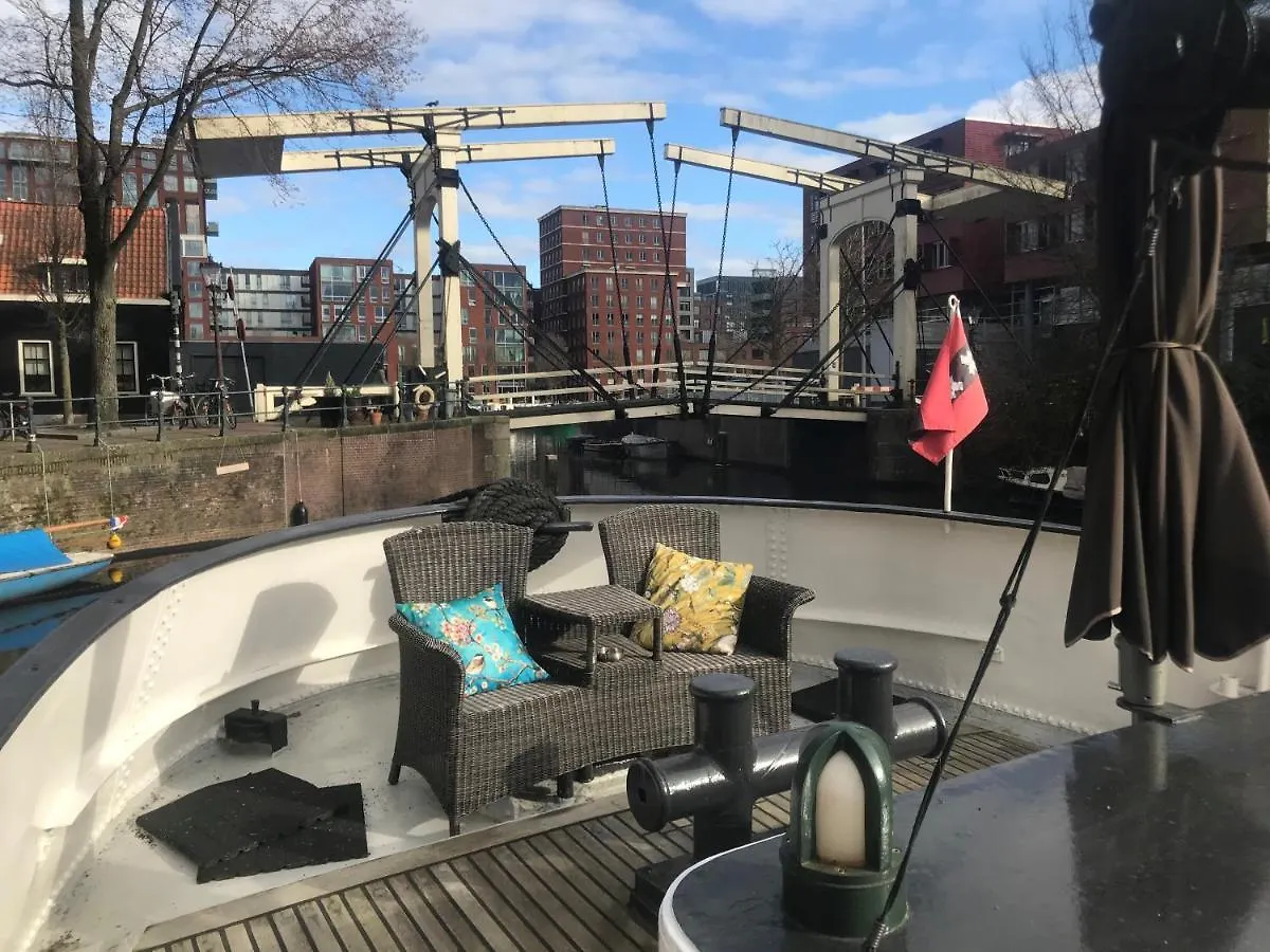 Houseboat Volle Maan Acomodação com café da manhã Amesterdão 0*,  Países Baixos